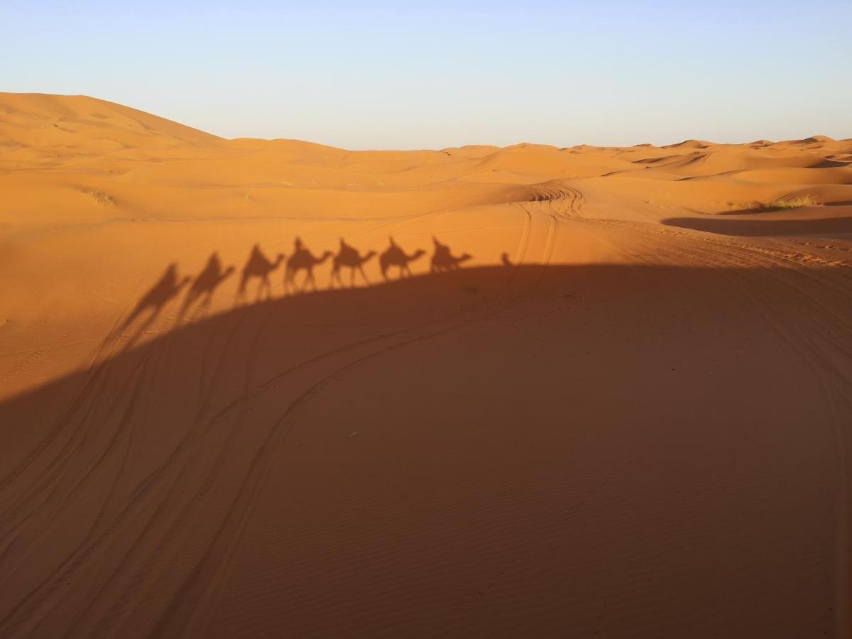 מלון El Gouera Bivouac Erg Chegaga Nomademoi מראה חיצוני תמונה