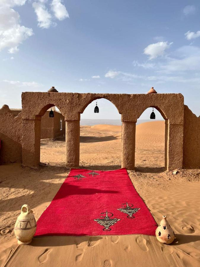 מלון El Gouera Bivouac Erg Chegaga Nomademoi מראה חיצוני תמונה